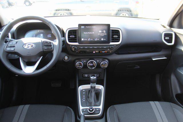 2026 Hyundai Venue SEL - Photo 10