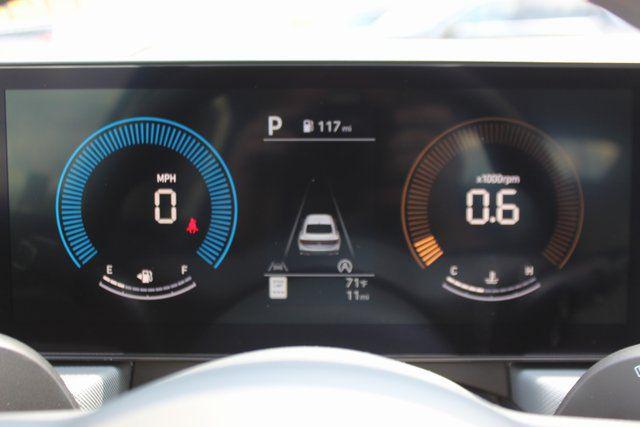 2025 Hyundai Sonata SE - Photo 16
