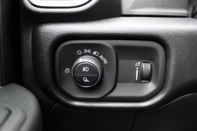 2026 RAM 3500 Tradesman - Photo 17