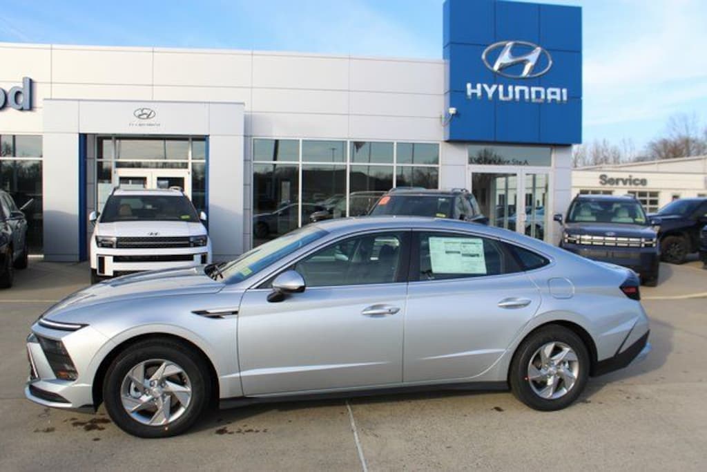 Used 2026 Hyundai Sonata SE Sedan