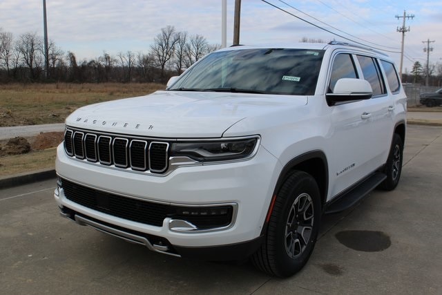 2022 Jeep Wagoneer Series II's photo