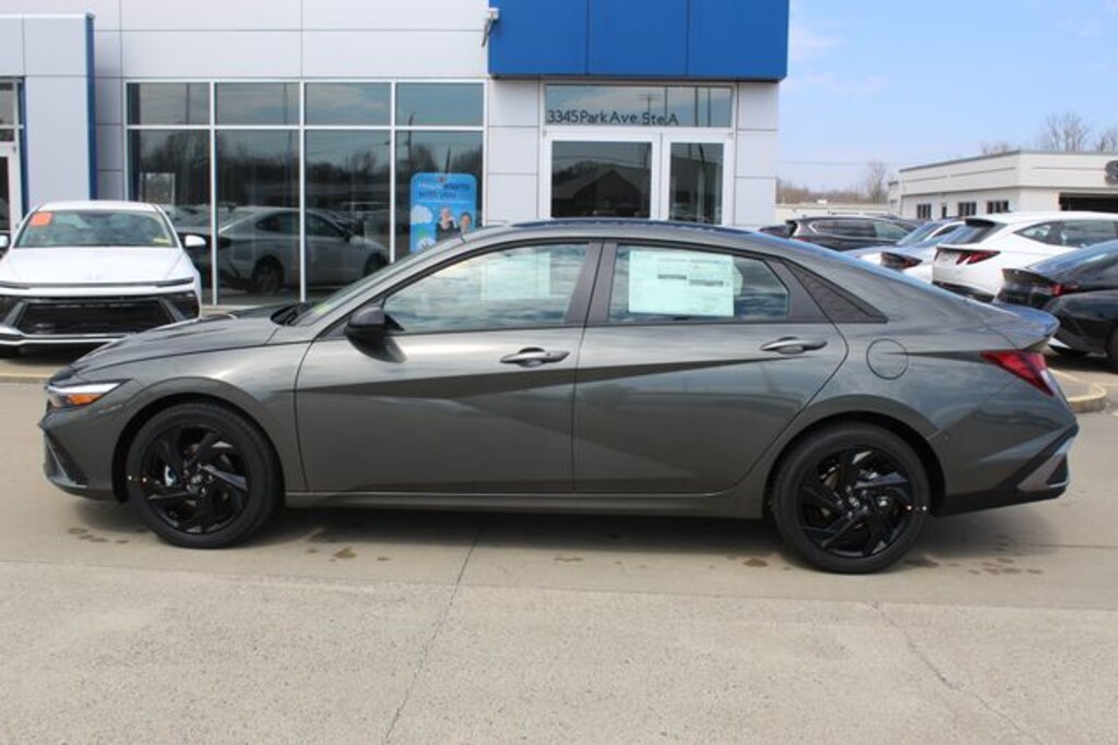 Used 2026 Hyundai Elantra SEL Sport Sedan