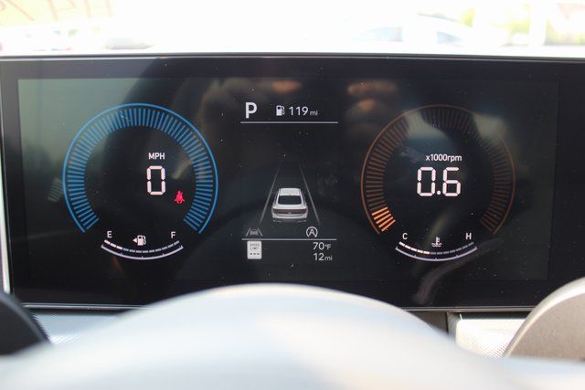 2025 Hyundai Sonata SE - Photo 15