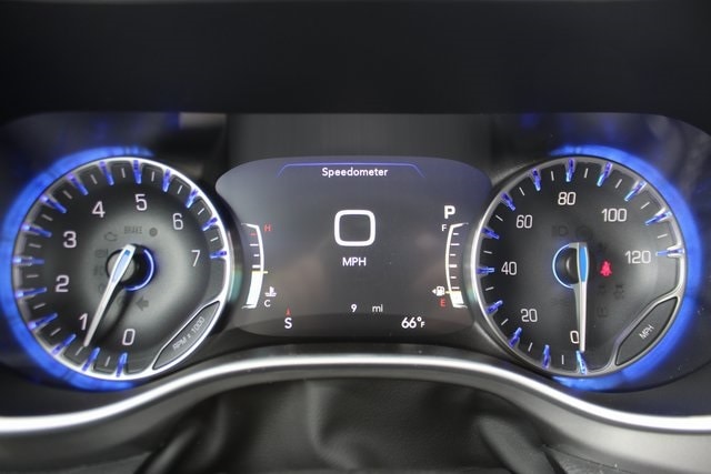2026 Chrysler Pacifica Select - Photo 17