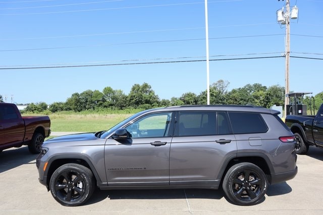 Used 2023 Jeep Grand Cherokee L Altitude with VIN 1C4RJKAG8P8809043 for sale in Paducah, KY