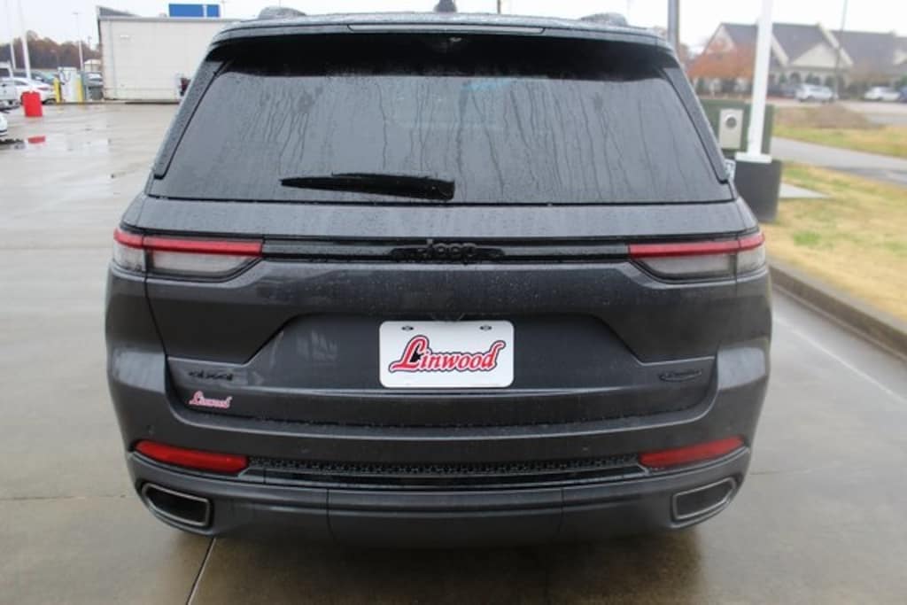 New 2025 Jeep Grand Cherokee Summit Sport Utility