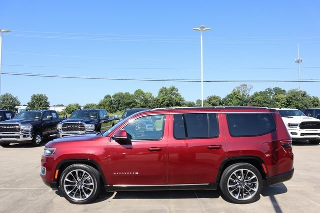 Used 2022 Jeep Wagoneer Series III with VIN 1C4SJVDT9NS216772 for sale in Paducah, KY