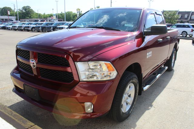 2017 RAM 1500 Express 4x4 Quad Cab 6'4's photo