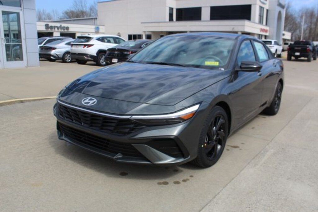 Used 2026 Hyundai Elantra SEL Sport Sedan