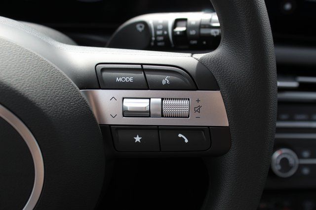 2026 Hyundai Tucson SE - Photo 13