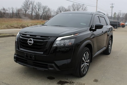 2023 Nissan Pathfinder SV SUV