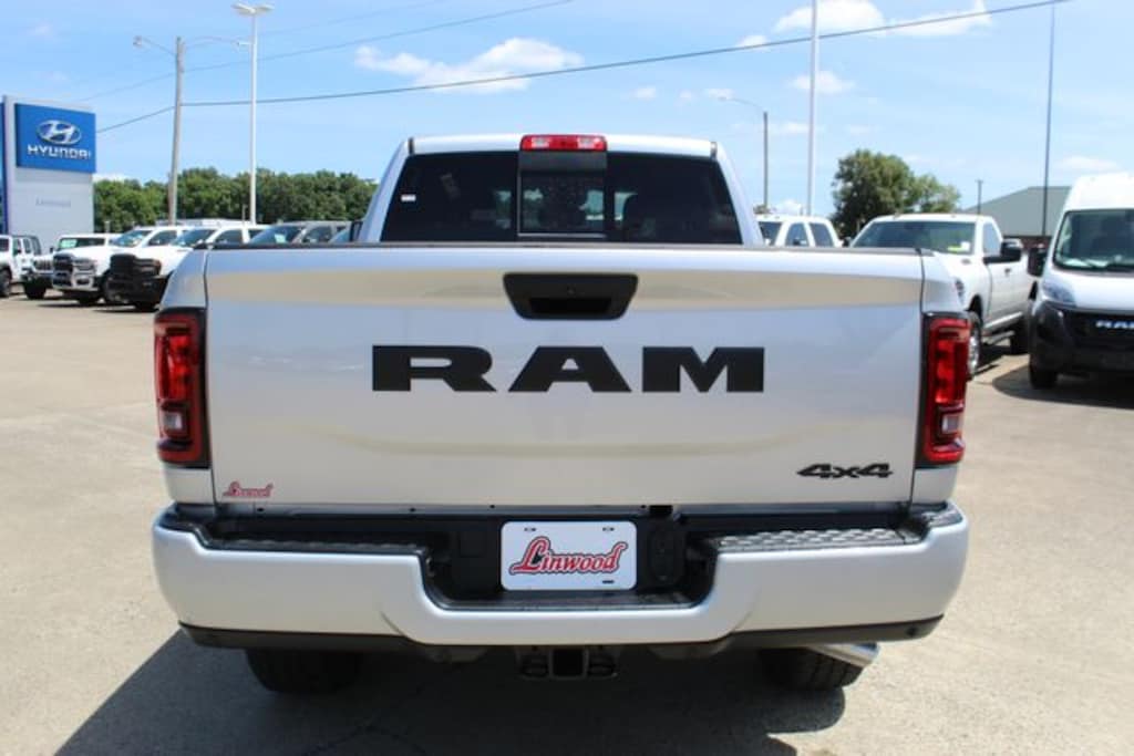 New 2026 Ram 2500 Black Express Pickup