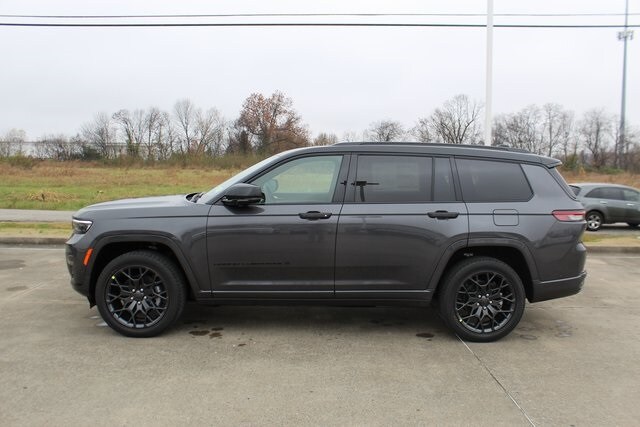 2025 Jeep Grand Cherokee L Summit photo 2