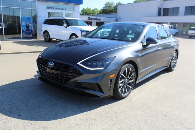 2022 Hyundai Sonata Limited 1.6T's photo