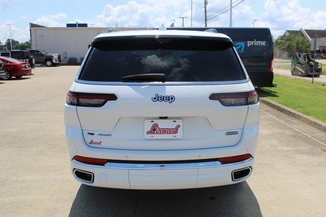 2021 Jeep Grand Cherokee Overland photo 3