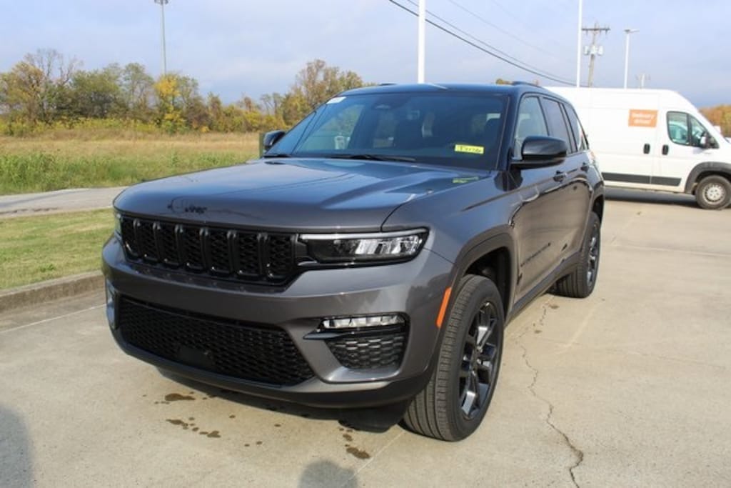 New 2025 Jeep Grand Cherokee Limited Sport Utility