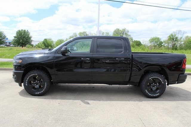 2025 Ram 1500 Warlock photo 2