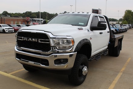 2024 Ram 3500 Tradesman Cab/Chassis