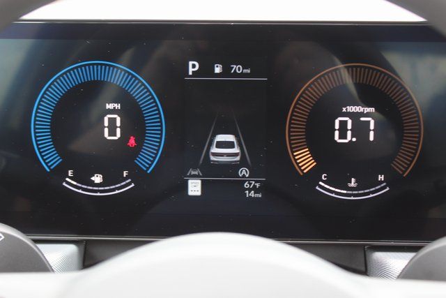 2025 Hyundai Sonata SE - Photo 13