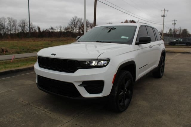 2024 Jeep Grand Cherokee Altitude's photo