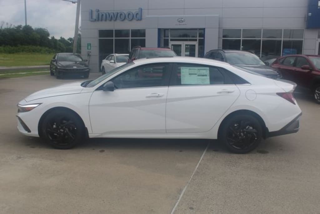 Used 2026 Hyundai Elantra SEL Sport Sedan