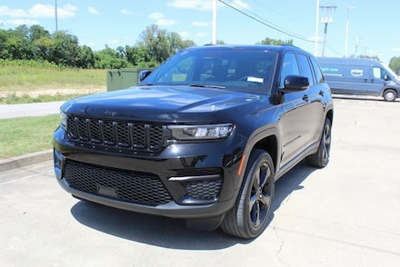 2022 Jeep Grand Cherokee Altitude SUV