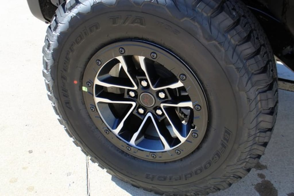 New 2026 Jeep Wrangler Rubicon X Sport Utility