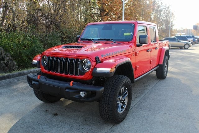 2026 Jeep Gladiator Mojave X's photo