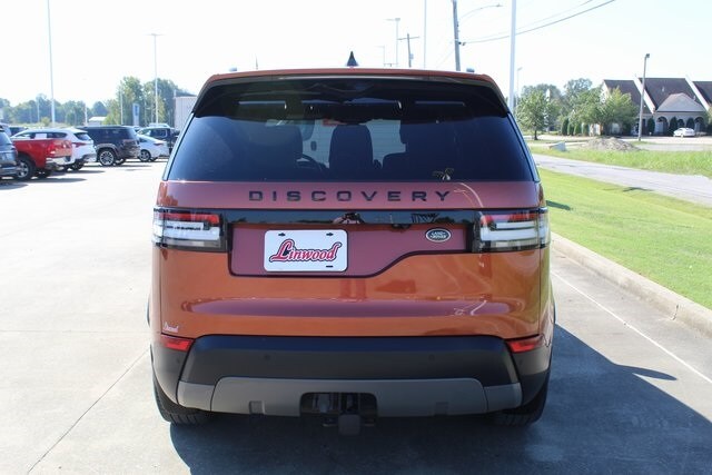 2019 Land Rover Discovery SE photo 4