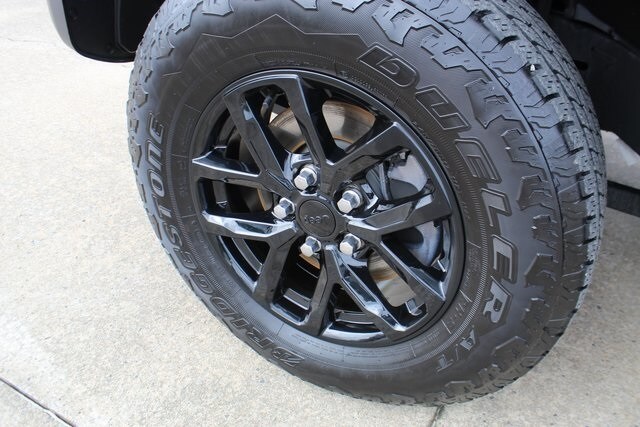 2022 Jeep Gladiator Sport photo 3