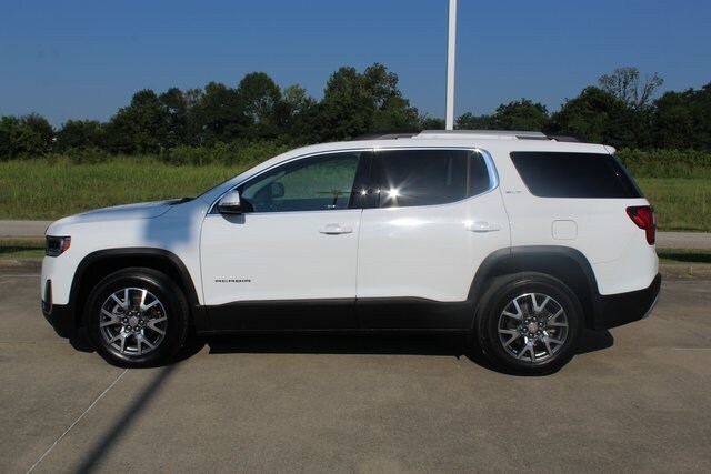 2023 Gmc Acadia SLT photo 2