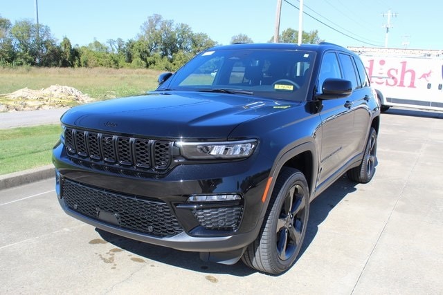 2025 Jeep Grand Cherokee Limited's photo