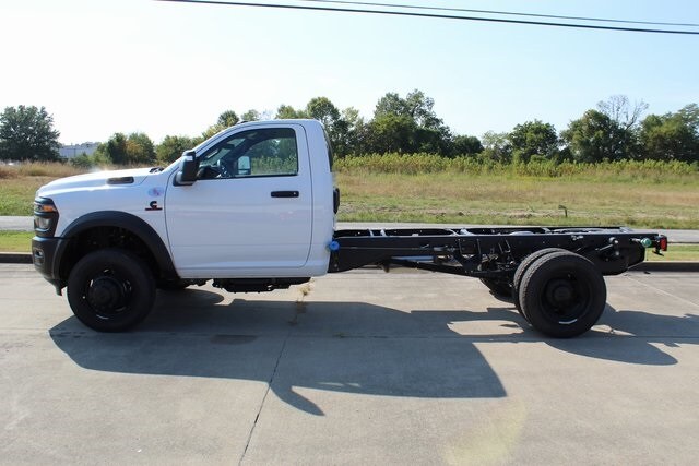 2026 Ram 4500 Tradesman photo 2