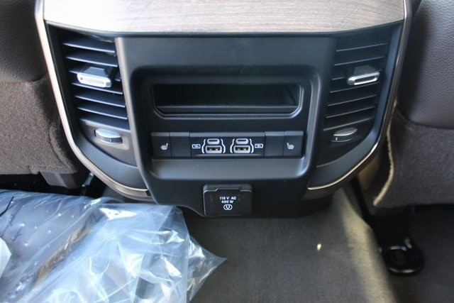 2026 RAM 2500 Limited - Photo 37