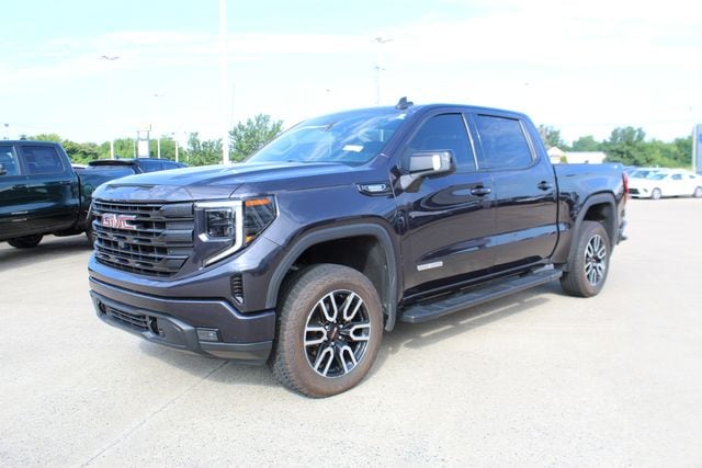 2022 GMC Sierra 4WD Crew Cab Short Box Elevation's photo