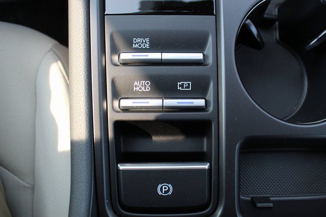 2025 Hyundai Sonata SE - Photo 22