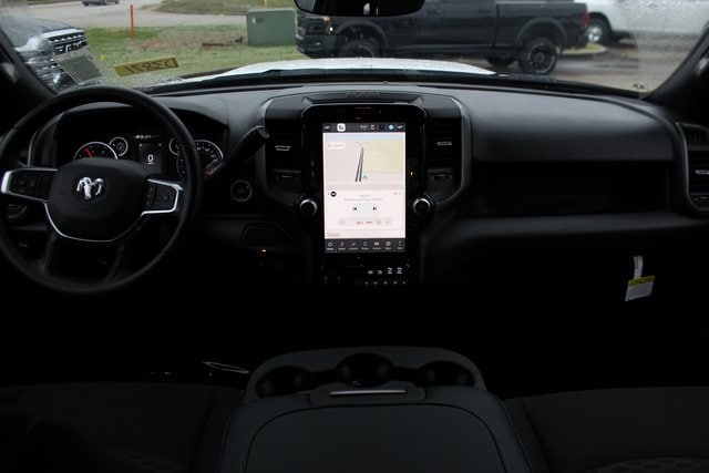 2026 RAM 3500 Tradesman - Photo 13