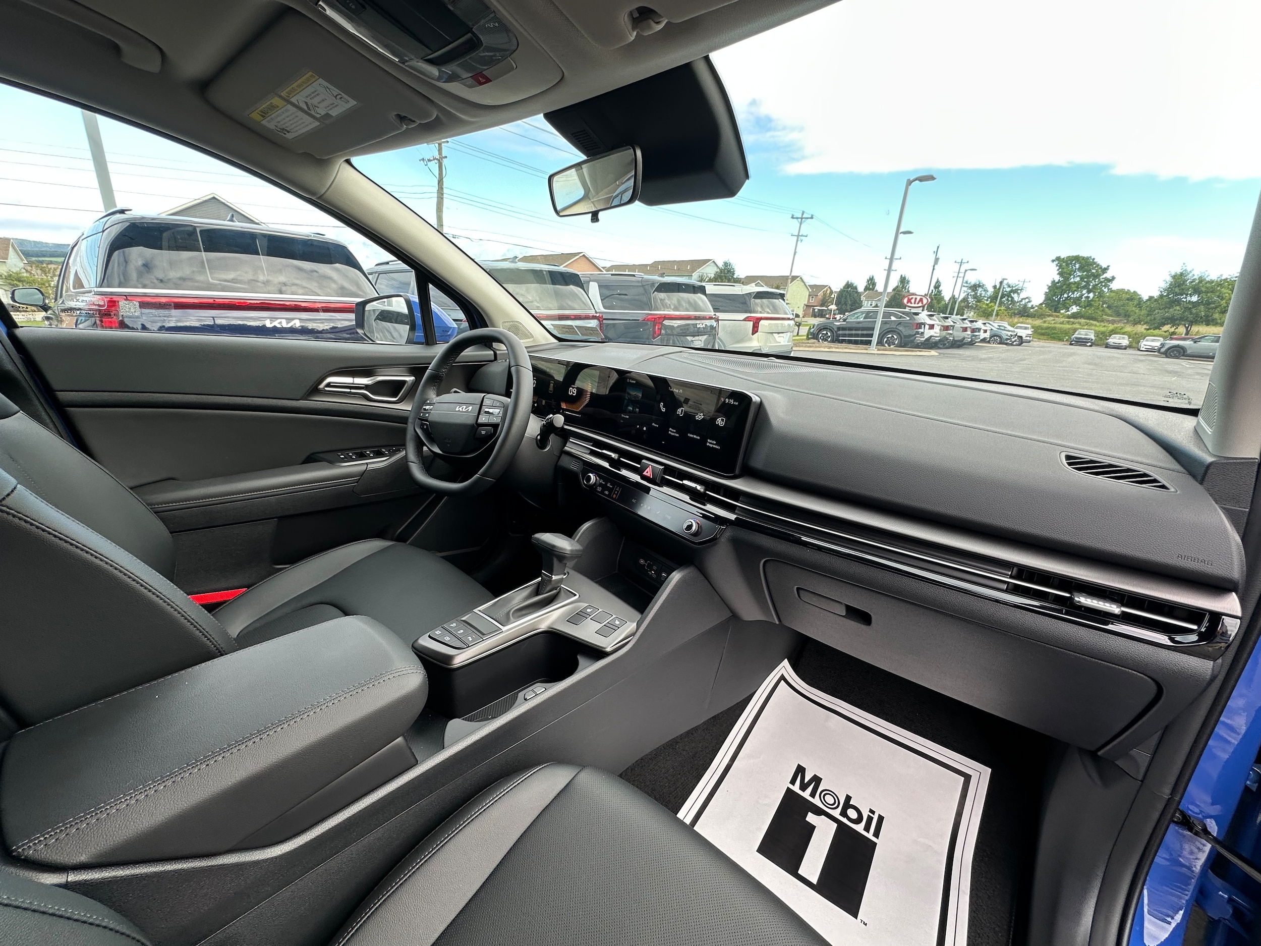 2026 Kia Sportage EX - Photo 18