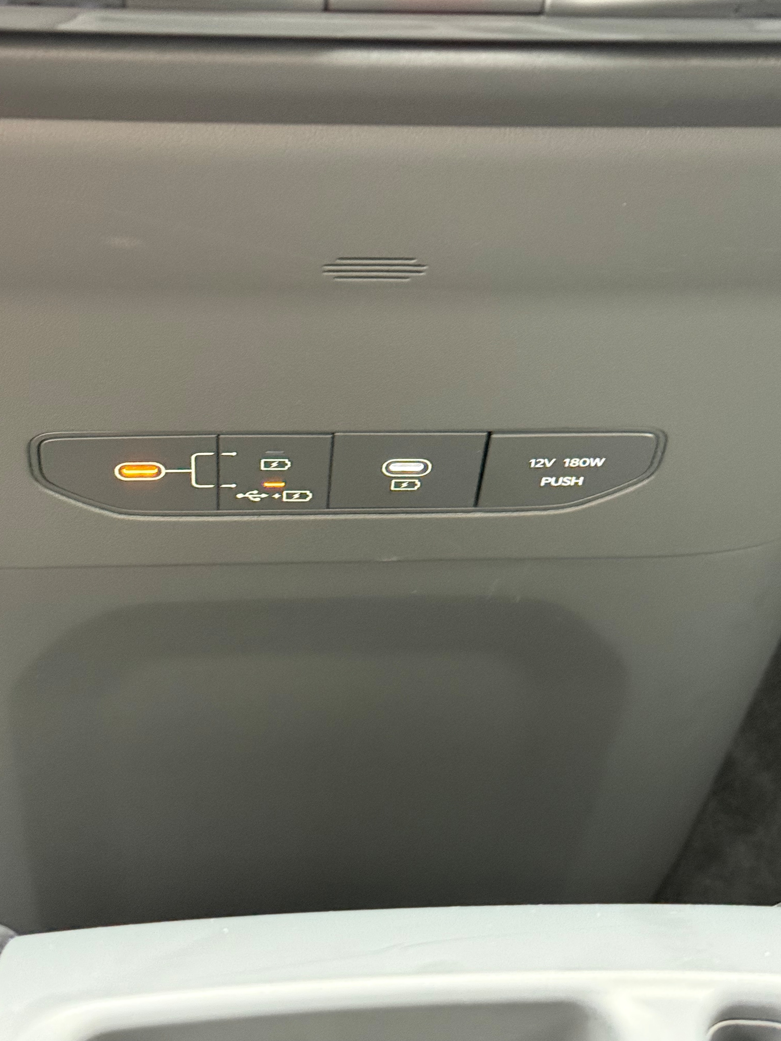 2026 Kia EV9 Wind - Photo 25