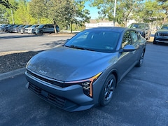 2025 Kia K4 LXS Sedan