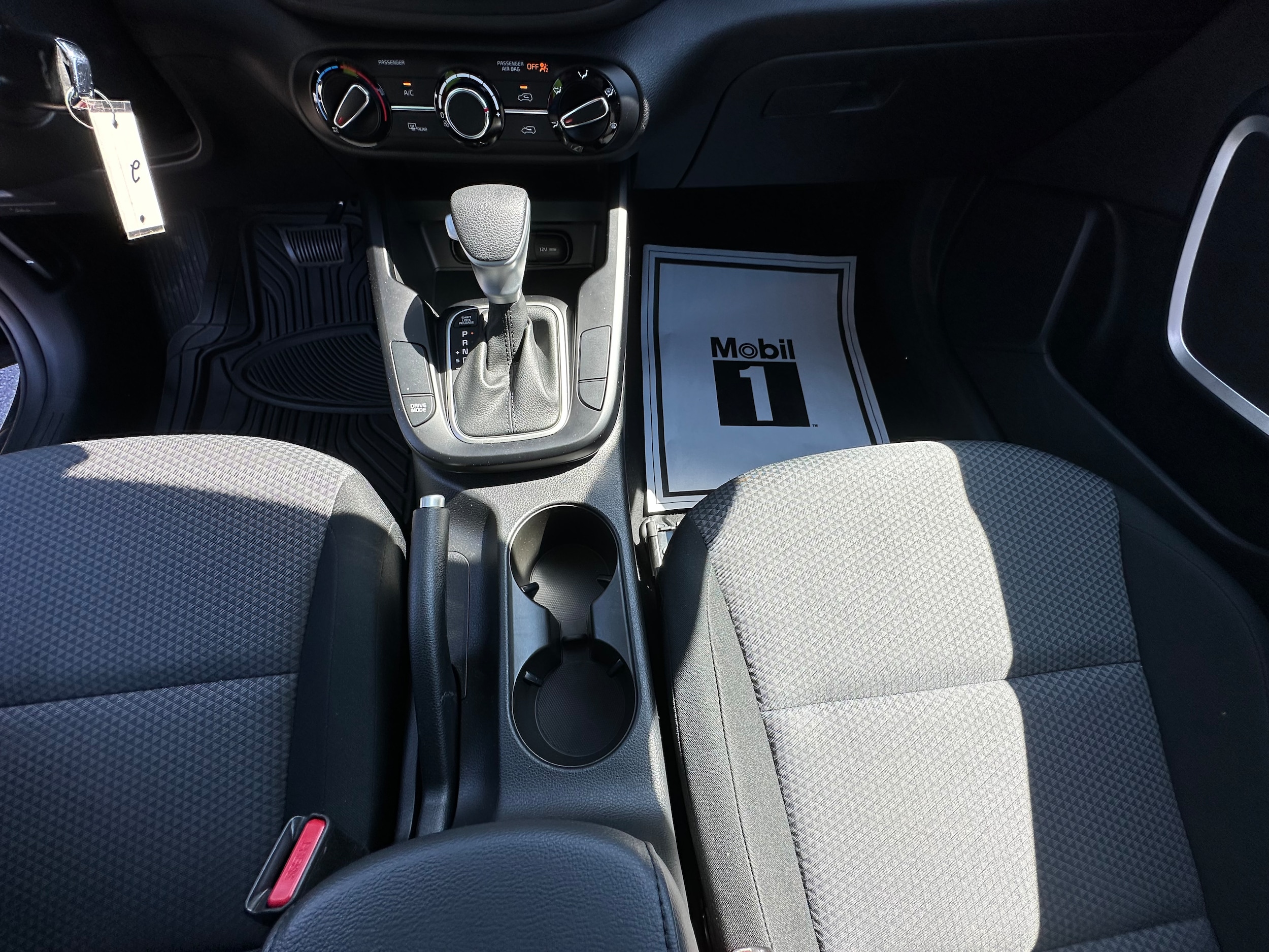 2023 Kia Soul LX - Photo 24