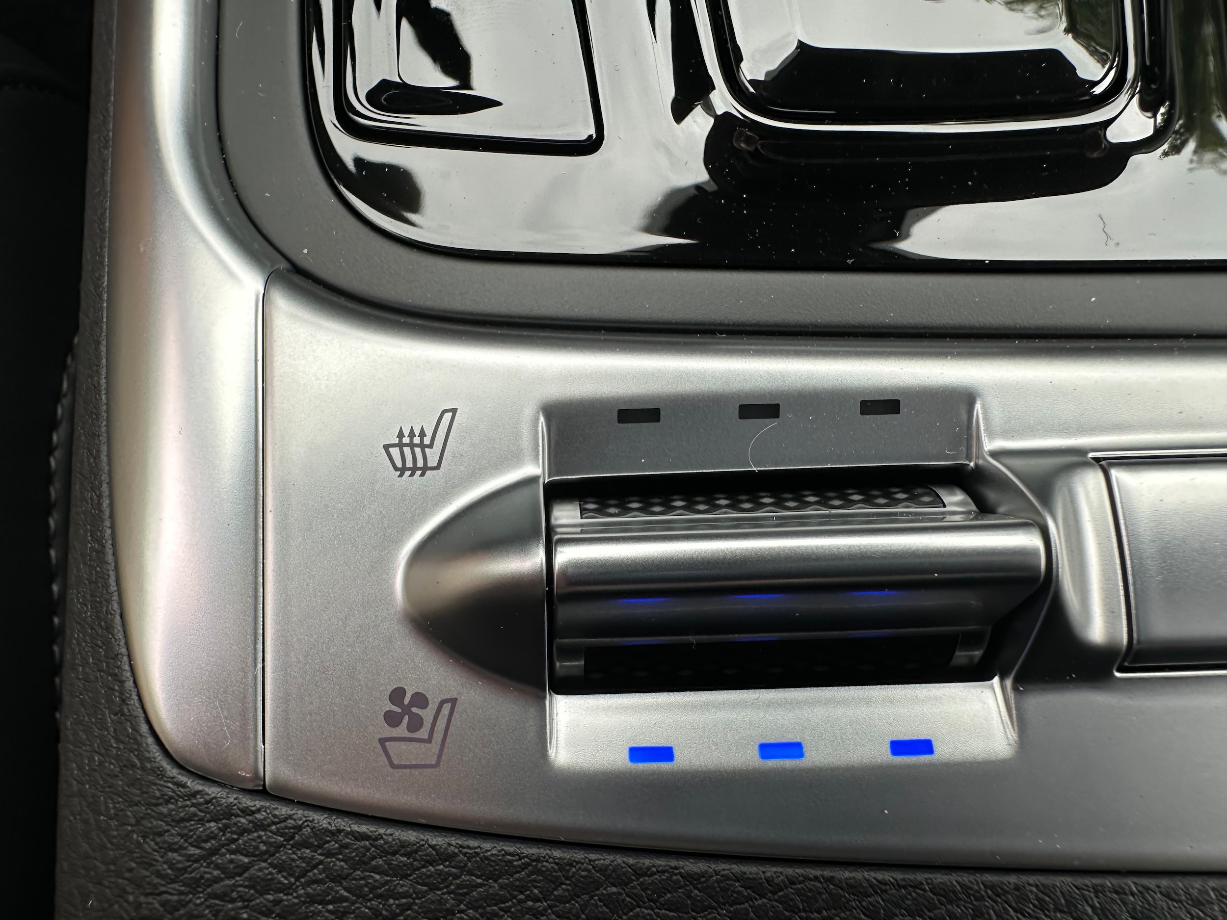 2026 Kia Carnival SX - Photo 39
