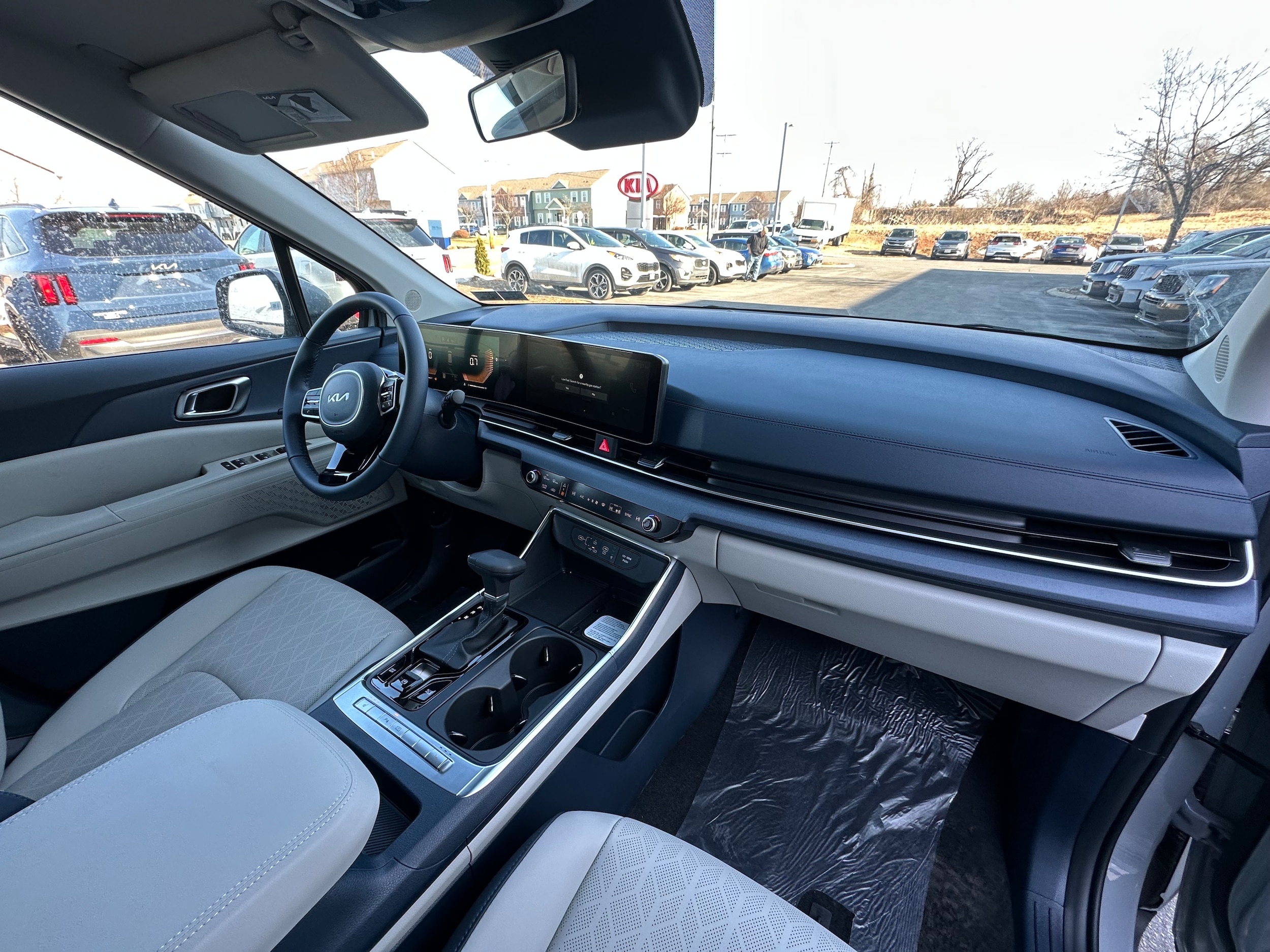 2026 Kia Carnival EX - Photo 35