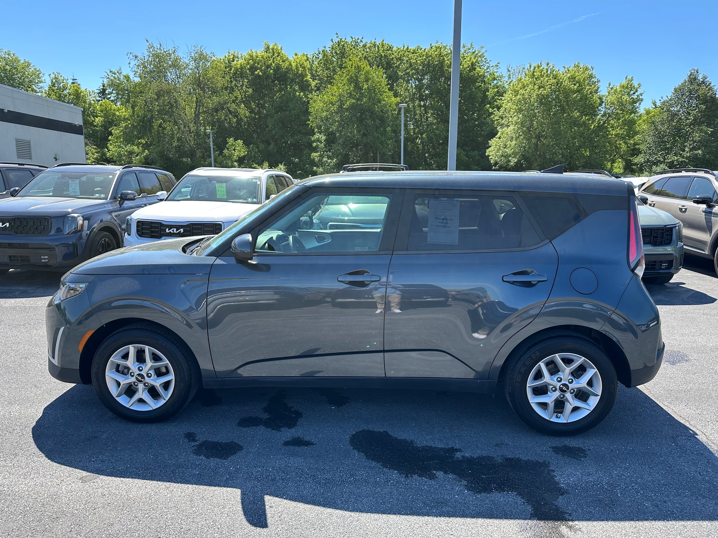 2023 Kia Soul LX - Photo 8