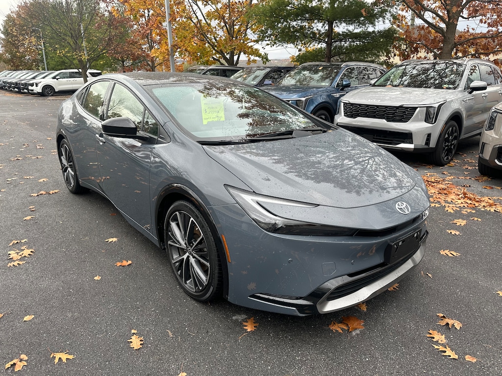 Used 2023 Toyota Prius LE Hatchback