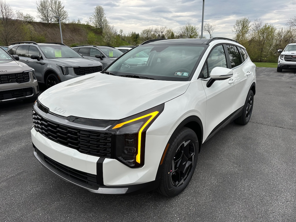 New 2026 Kia Sportage Hybrid EX SUV