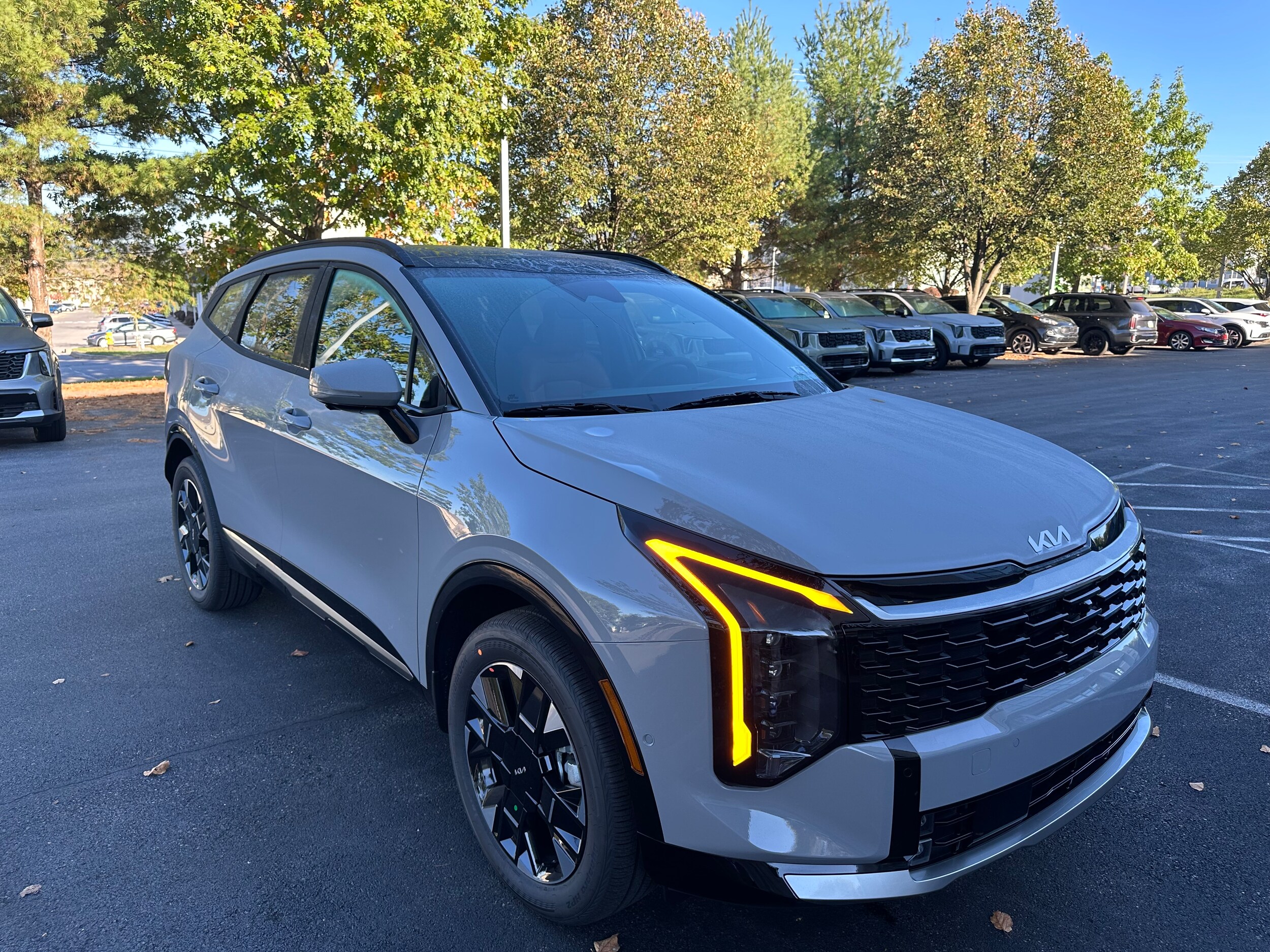 2026 Kia Sportage Hybrid photo 3