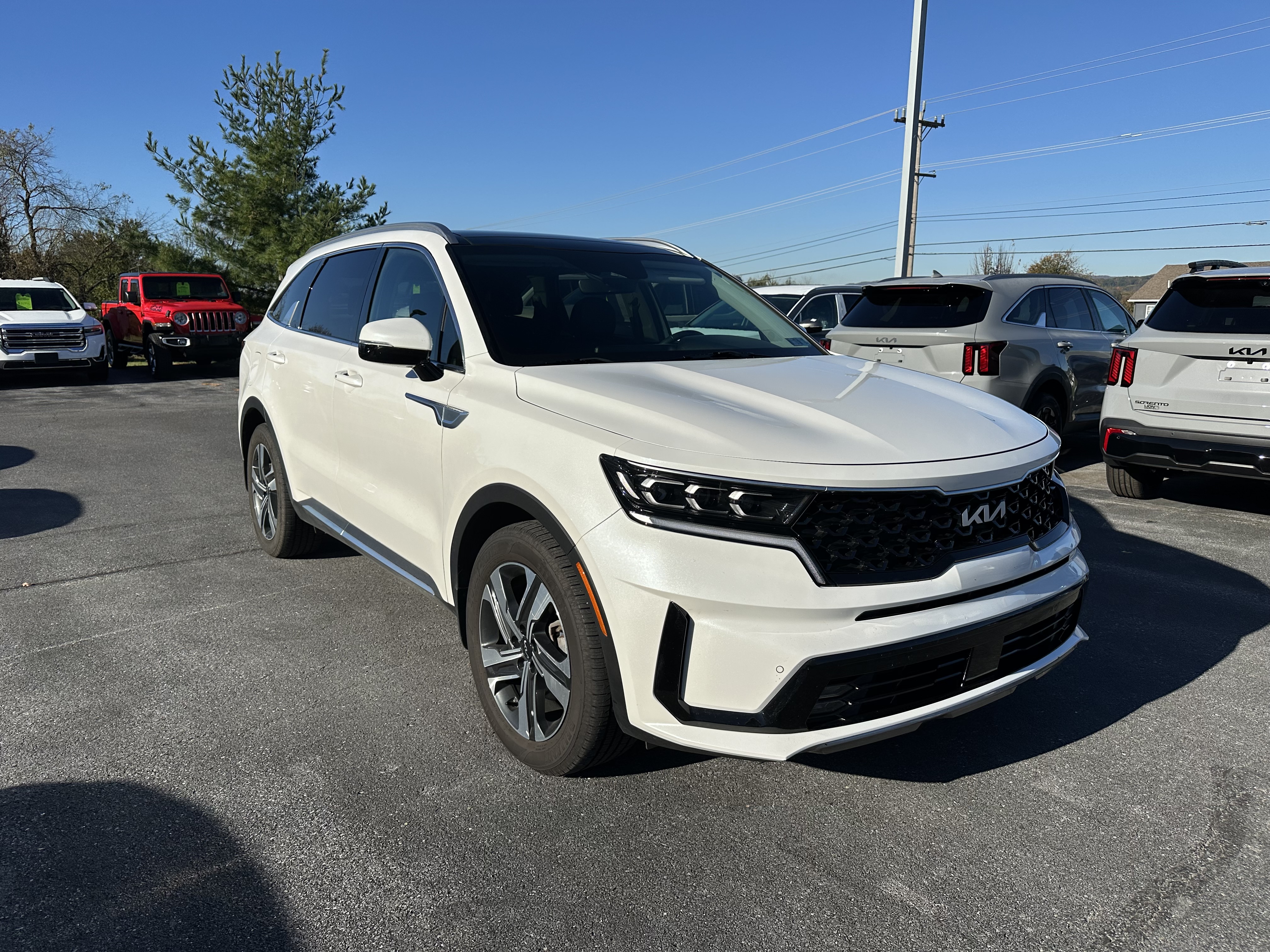 Certified 2022 Kia Sorento Plug-In Hybrid SX SUV