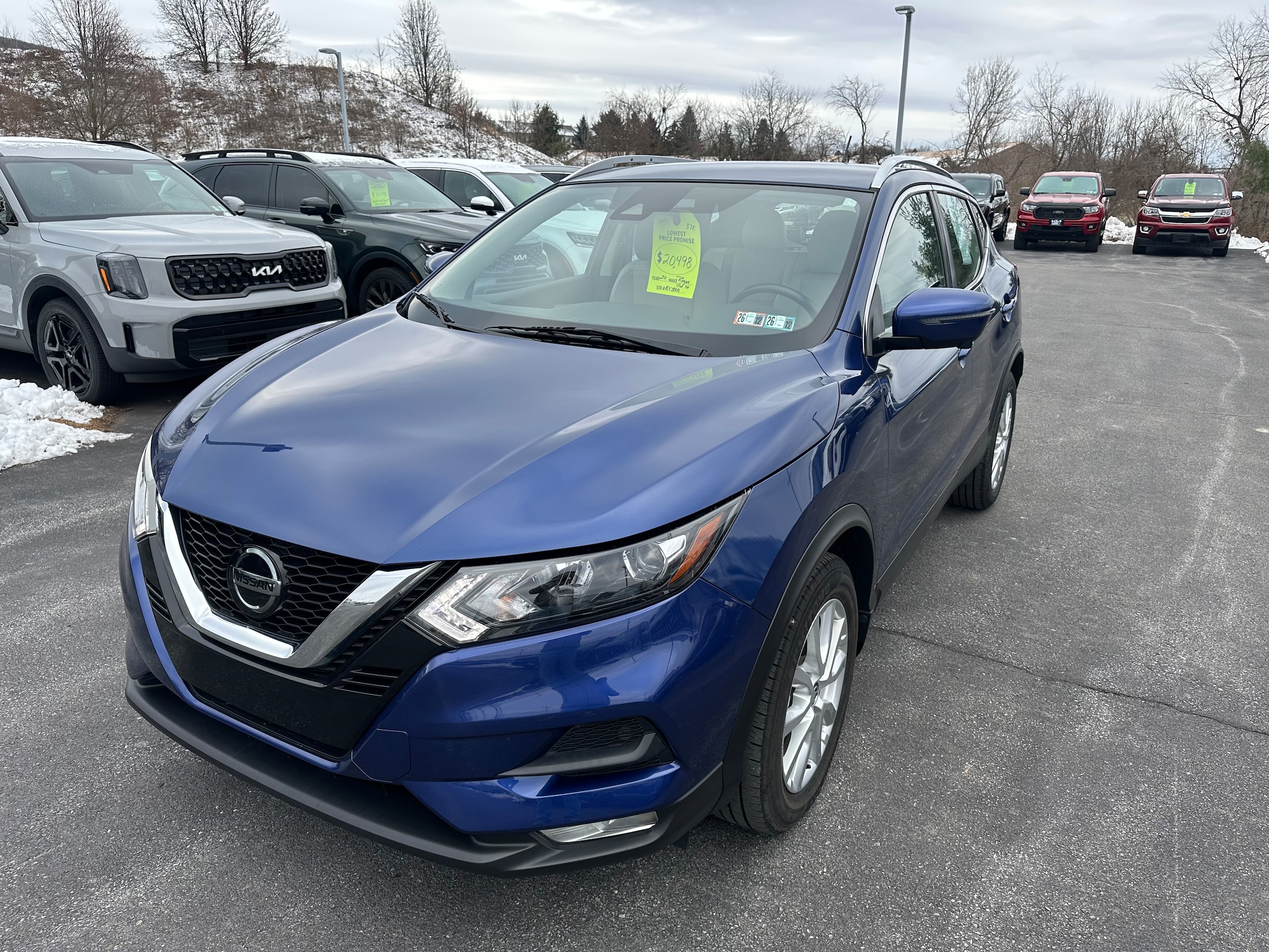 2022 Nissan Rogue Sport SV