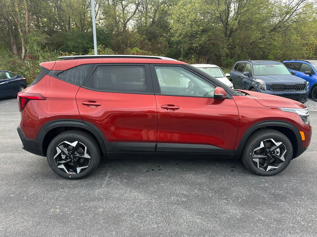 New 2026 Kia Seltos S SUV